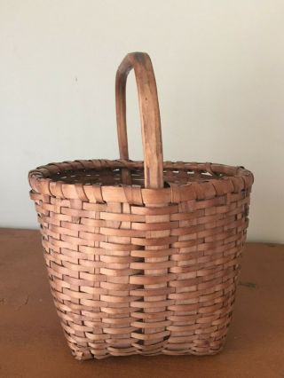 Small Early Antique Splint Oak Gathering Basket with Carved Handle 5