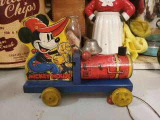Vintage Fisher Price Mickey Mouse Locomotive Choo Choo No.  432 Walt Disney 1938 7