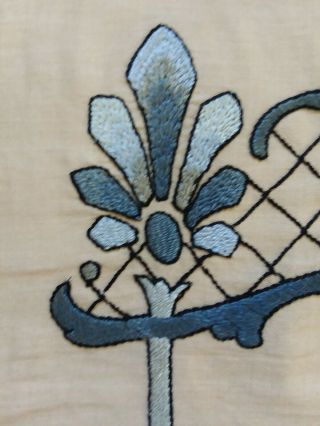 Vtg Crewel Embroidery Arts & Crafts Mission Blue Richardsons Designs Linen 20x20 2