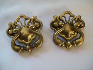 Set Of 2 Vintage Brass Drawer Pulls Ornate Design 1 1/4 " Centers Cont.  B 1987