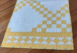 Sunny Yellow c 30s Chain QUILT Table Runner Fine Quilting 37 x 22 Vintage 2