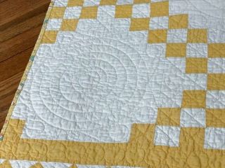 Sunny Yellow c 30s Chain QUILT Table Runner Fine Quilting 37 x 22 Vintage 3