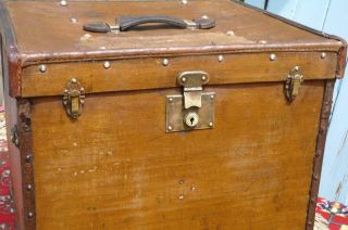 Vintage 1920 ' s Liprosta Travel Trunk Leather & Brass RUSTIC CHIC COFFEE TABLE 4