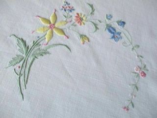 VINTAGE TABLECLOTH HAND EMBROIDERED SMALL FLOWERS - LINEN 3