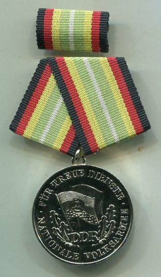 East German Medal,  10 Years True Service In The National Volksarmee,  Silver