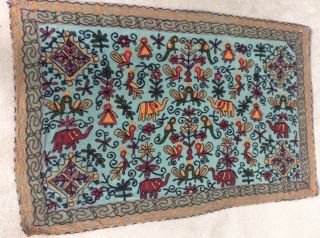 Vintage Indian Crewel Work Wool Cover Fabric 47 " X 30 " Mirror Embroidery Ethnic