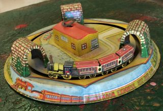 Louis Marx,  Honeymoon Express Train Track Wind Up Toy