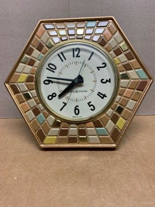 Vintage General Electric Ge Model 2118 A Faux Ceramic Hexagonal Wall Clock