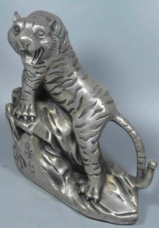 China Collectable Antique Handwork Miao Silver Carve Tiger Souvenir Lucky Statue