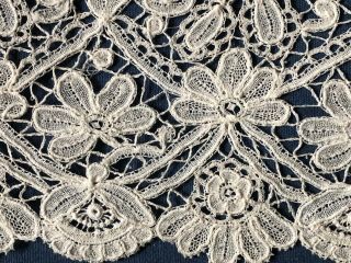 19th C.  handmade Duchesse bobbin lace edging SEW CRAFT 4