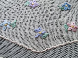 Vintage Hand Embroidered Net Lace Table Runner & Centre Piece - PRETTY FLORAL ' S 8
