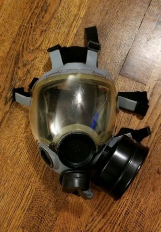 Us Surplus Mcu - 2/p Gas Mask With Accessories