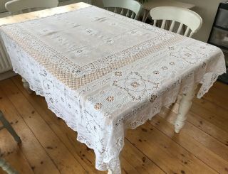 Very Pretty Vintage White Cotton Lace Tablecloth 5