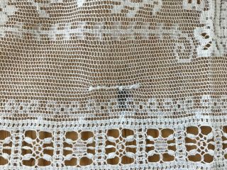 Very Pretty Vintage White Cotton Lace Tablecloth 8