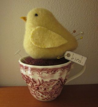 Primitive Yellow Chick Bird Tea Coffee Cup Make Do Pin Cushion Pfatt