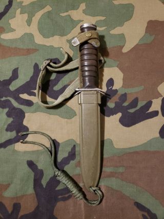 U.  S.  M3 Fighting Knife (kinfolks 1943) With M8 (bmco) Scabbard & Leg Strap