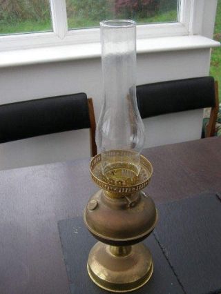 Vintage / Antique Brass Oil Lamp With Glass Chimney.  Table Lighting Uk Seller.