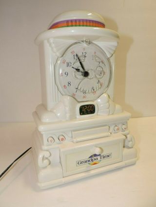 Vintage Rare 1988 Homestar Grandpa Time Clock Cassette Player.  Cond