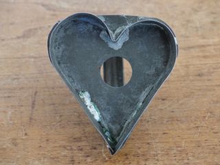 Early Antique Vintage Pa Dark Tin Heart Valentine Cookie Cutter Folk Art 2
