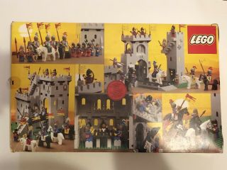 Lego King’s Castle 6080 Vintage 1984 Incomplete Box 6 Horses 13 Minifigs