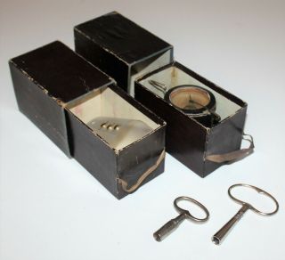 Lioret Model No.  2 Phonograh Outfit with Case and Cylinders,  French,  circa 1898 6