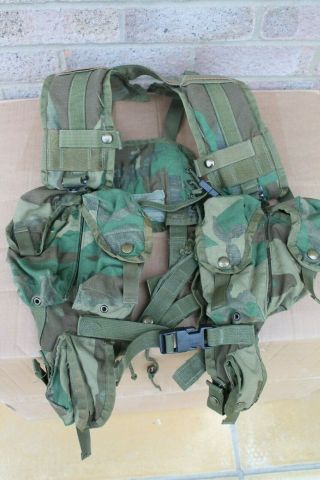 Us Army First Patt Tactical Load Bearing Assault Vest In Woodland Camo