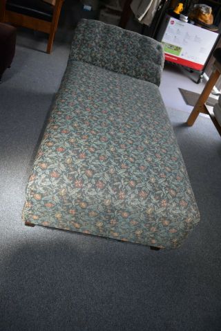 Victorian Oak Fainting Couch/Chaise - - Local Carlisle PA 4