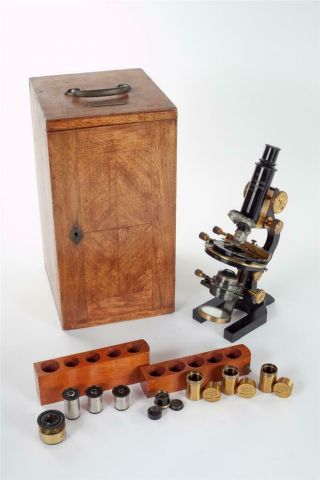 Vintage " Voigtlander Braunschweig " Microscope With Case