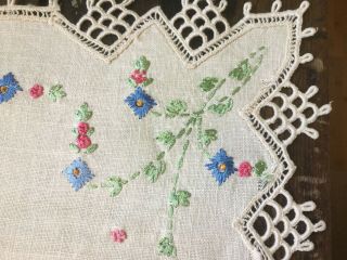 Antique vtg linen with lace table runner dresser scarf with embroidered flowers 8