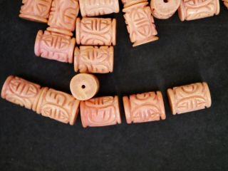 SET OF 20 VINTAGE CHINESE PALE DYED CORAL CARVED TUBE SHOU BEADS,  16MM 4