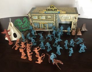 Marx Us Calvary Headquarters W/pegs 54mm Soldiers Indians Tee Pee & Accessories