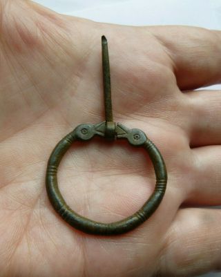 METAL DETECTING FIND EARLY SAXON ANNULAR BROOCH 3