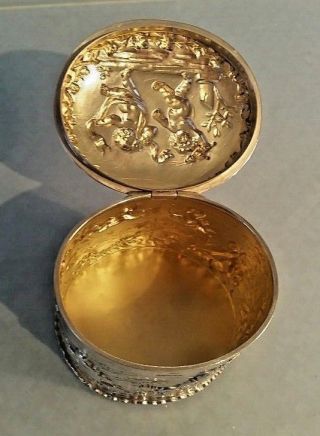 Charming Victorian 1896 silver box gold lined cherubs neptune & sea creatures 2