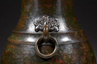 Large antique Chinese bronze vase,  Ming or Qing dynasty. 6