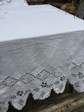 MADEIRA LINEN HAND EMBROIDERY CUTWORK BED COVER WEDDING 86X91” VTG Antique 4