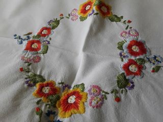 Vintage hand embroidered cotton tablecloth floral flowers crochet tatting edging 6