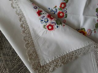 Vintage hand embroidered cotton tablecloth floral flowers crochet tatting edging 8