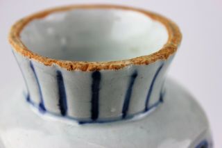 19th Century Chinese Porcelain Blue White Tripod Censer Stem Vase 10