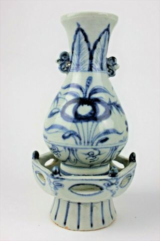 19th Century Chinese Porcelain Blue White Tripod Censer Stem Vase