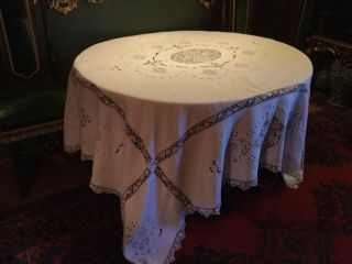 Large Vintage Embroidered Lace Table Cloth.