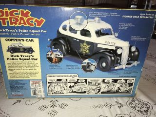 1990 ' s DICK TRACY POLICE SQUAD CAR & DICK TRACEY FIGURE 2