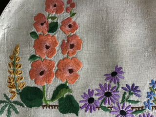 GORGEOUS VINTAGE IRISH LINEN HAND EMBROIDERED TRAY CLOTH & TEA COSY COVER FLORAL 2