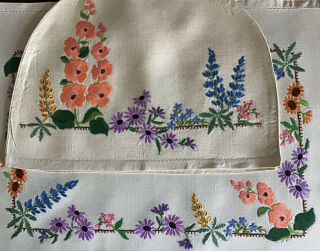 GORGEOUS VINTAGE IRISH LINEN HAND EMBROIDERED TRAY CLOTH & TEA COSY COVER FLORAL 5