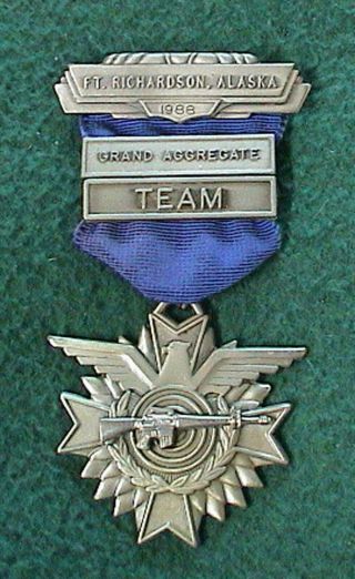 1988 Us Army Ft.  Richardson,  Alaska Grand Aggregate Team Shooting Medal