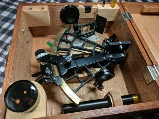 Simex MK1 Marine Sextant in wood case,  all parts 2