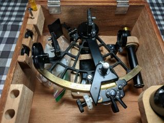 Simex MK1 Marine Sextant in wood case,  all parts 7