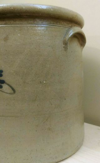 Antique 6 Gallon Stoneware Bee Sting Lazy 8 Salt Glazed Crock 6