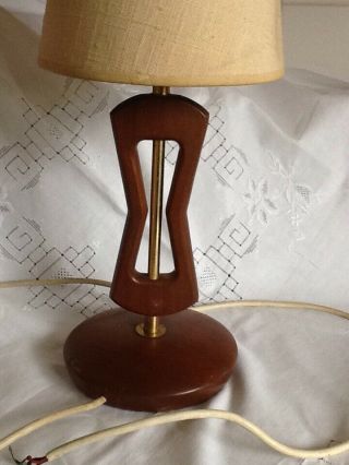 Vintage 1950 ' s Mid Century Modern Teak & Brass Table Lamp & Shade 2