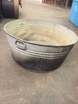Vintage Galvanized Metal Wash Tub 25” W/ Handles 2