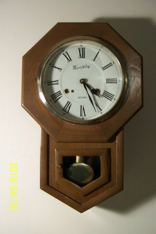 Montgomery Ward 30 Day Wall Clock with Pendulum and Key 2